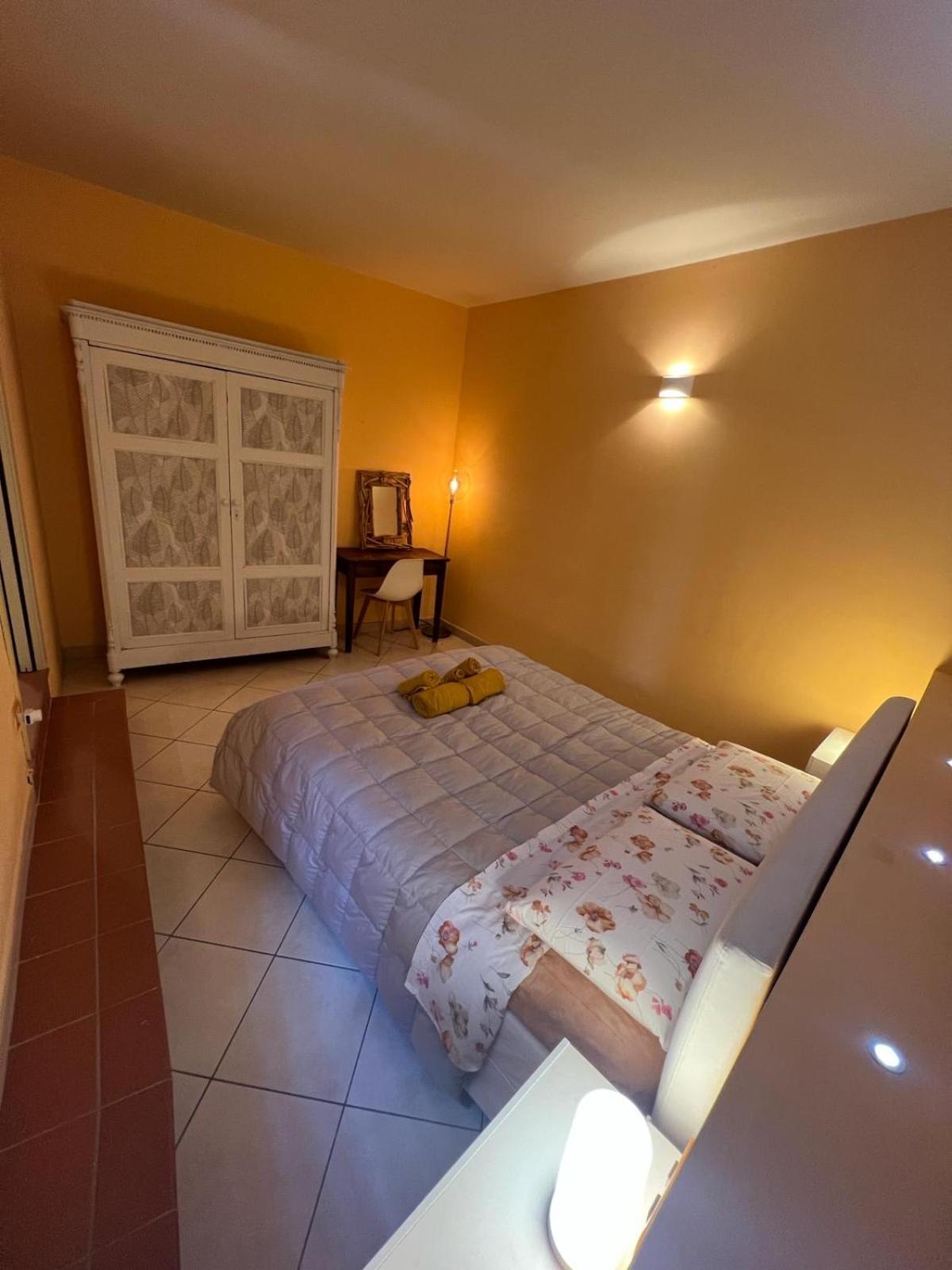 Piazza Napoleone Sweet Apartment Lucca Exterior foto